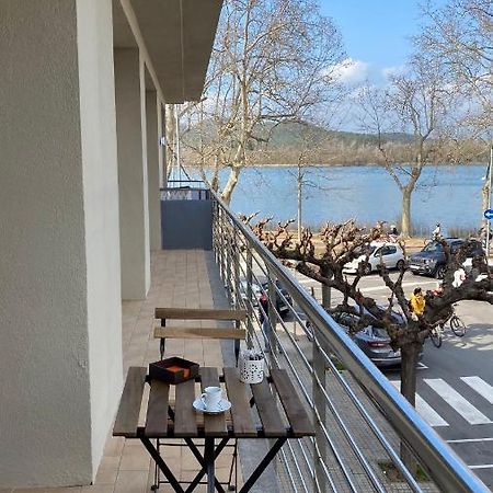 JASALPI único apartamento delante del Lago de Banyoles Exterior foto