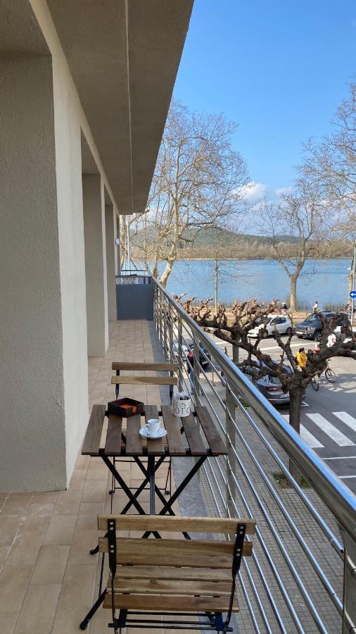 JASALPI único apartamento delante del Lago de Banyoles Exterior foto