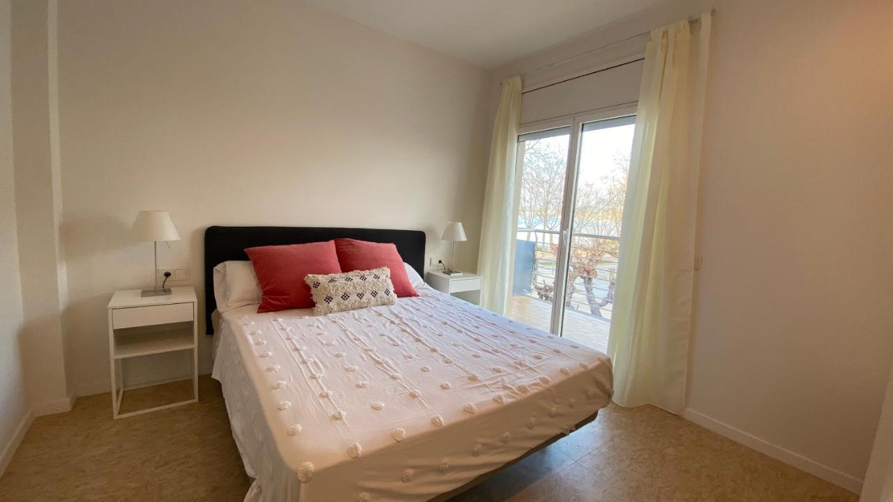 JASALPI único apartamento delante del Lago de Banyoles Exterior foto