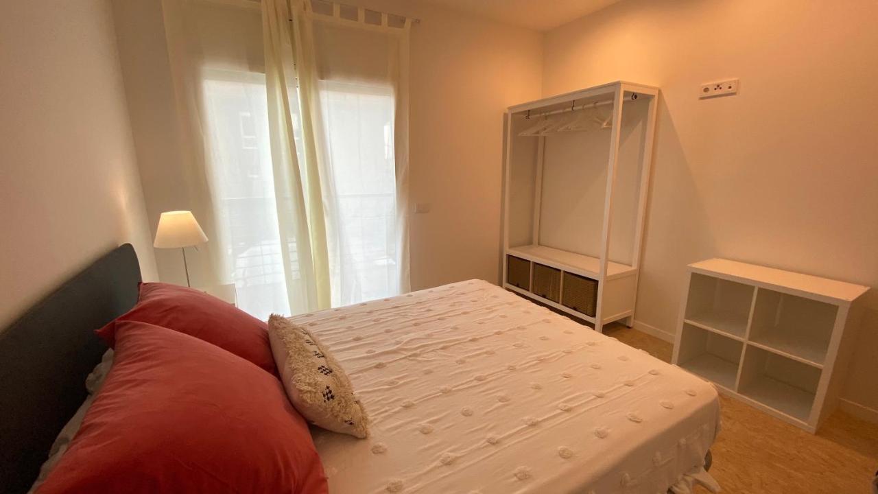 JASALPI único apartamento delante del Lago de Banyoles Exterior foto